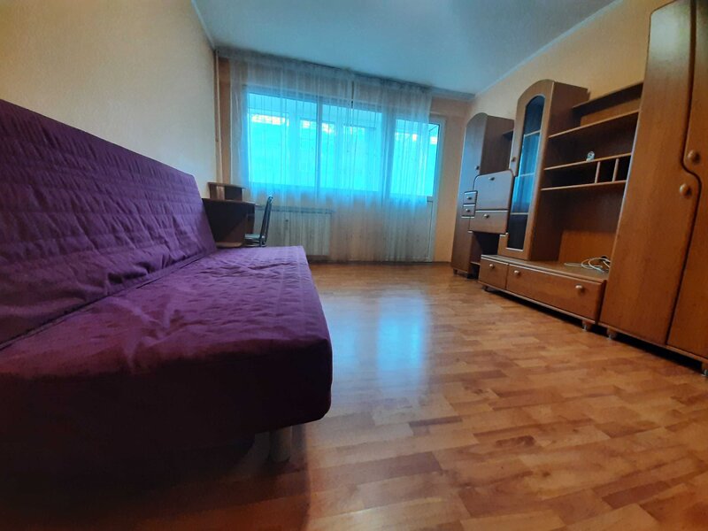 Drumul Taberei, Favorit, Metrou, bloc tip P, etaj 1 din 4,